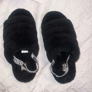 Ugg fluff yeah slides!! Black never worn!
